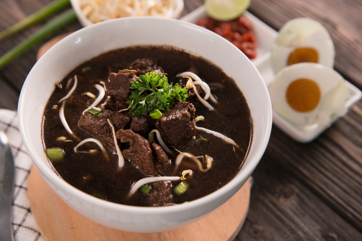 rawon daging sapi