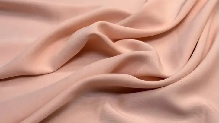 Jenis Kain yang Adem dan Jatuh untuk Berbagai Model Pakaian